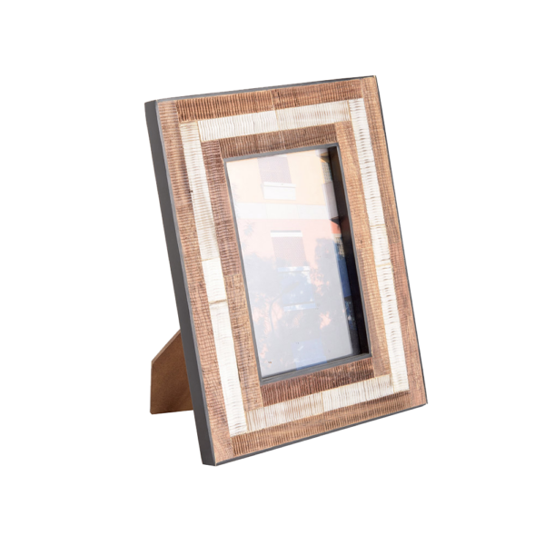 Photo frame Horn chiseled