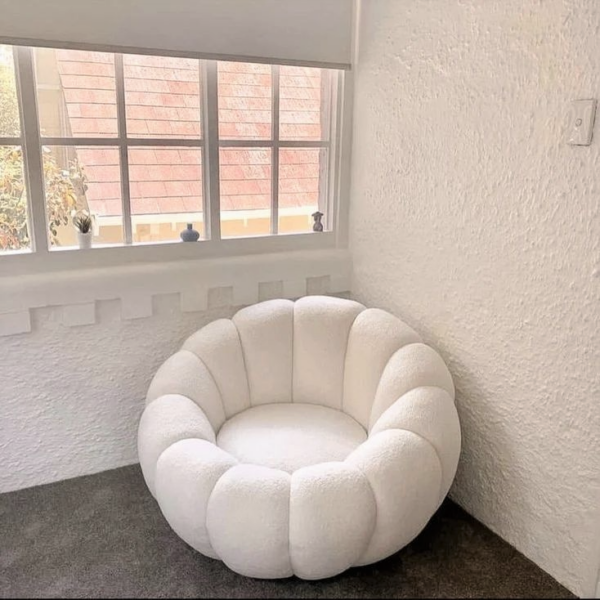 white-301869403_174928981769211_8952299299570046504_n