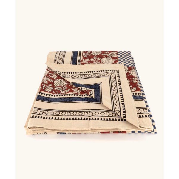 white-rumi-throw-doing-goods-1.40.30.064.055.5-off-white-1-web-1