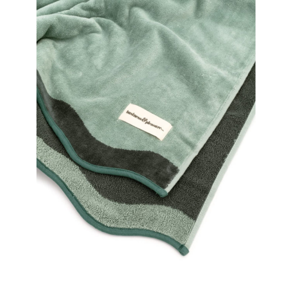 white-beach-towel-riviera-green-2_600x