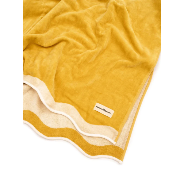 white-beach-towel-riviera-mimosa-2_600x