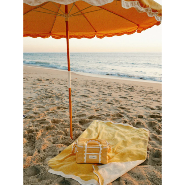 white-beach-towel-riviera-mimosa-4_600x