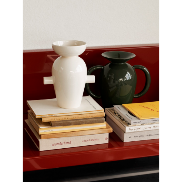 white-ATD_Retail_2023_Momento-Vase-JH40-JH41_2-1200x1600