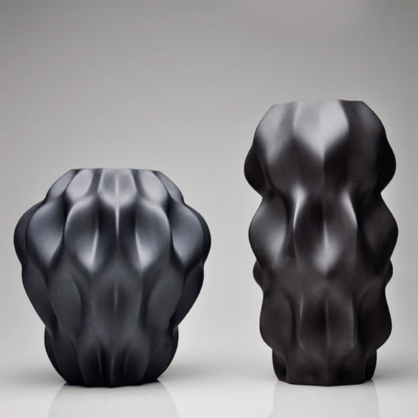 white-PlissanPorcelainVase-Holaria-Plissan-5_ea913d29-4f74-4bd9-9fea-9eac6d0dc981