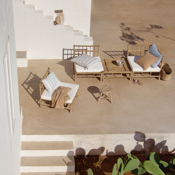 tinekhome_stay-bammodule-corner-white-table-.jpg__720x720_q85_crop_subsampling-2_upscale