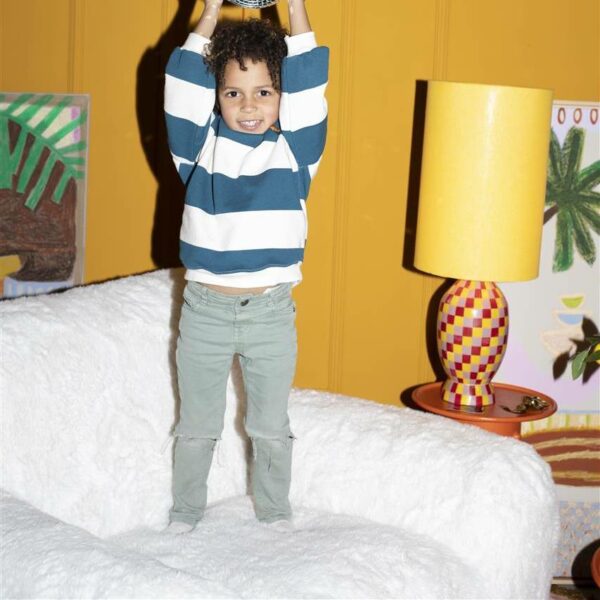 Cuddle The Yeti Lounge Chair - White, 106x125x78