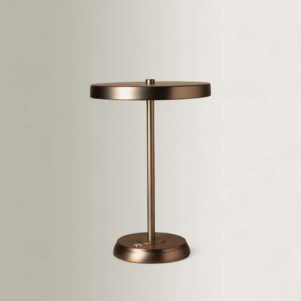 Urion Table Lamp - Brass, 25xH35