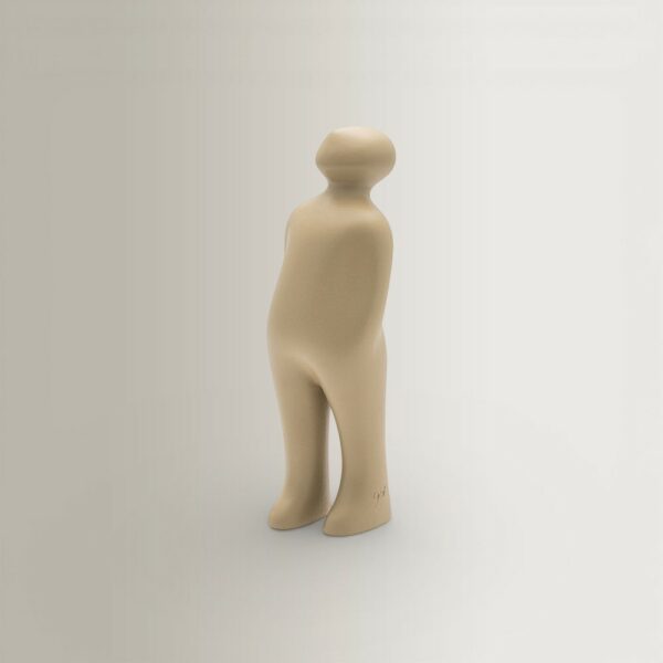 The Visitor Plus Figurine - Cinza, 14x12xH38