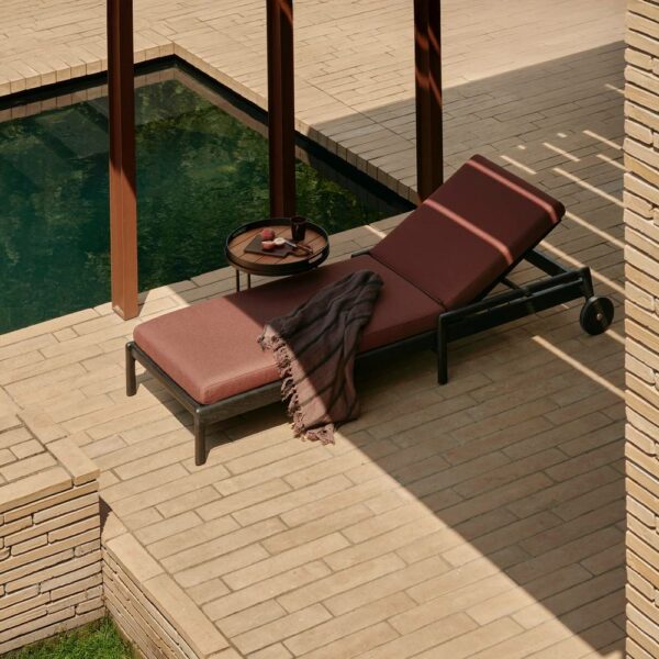 Τραπεζάκι Outdoor Tray - Dark Bronze, 49x49x47
