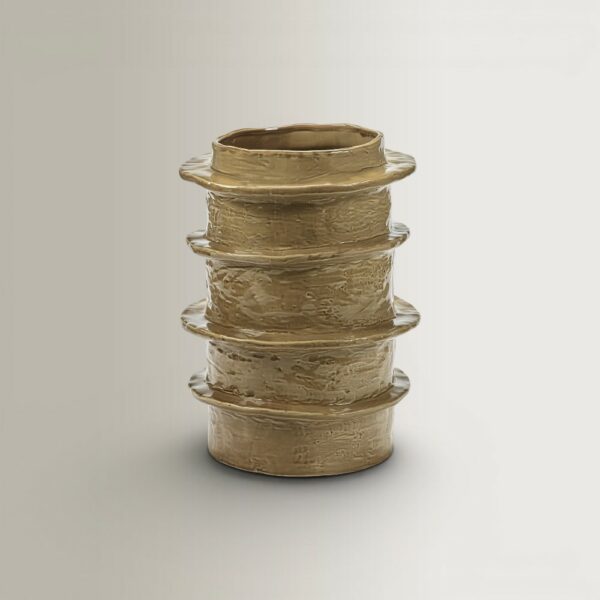 Molly 03 Planter - Ocher, 32x32x46.5