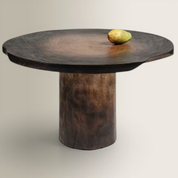 Flores Round Table